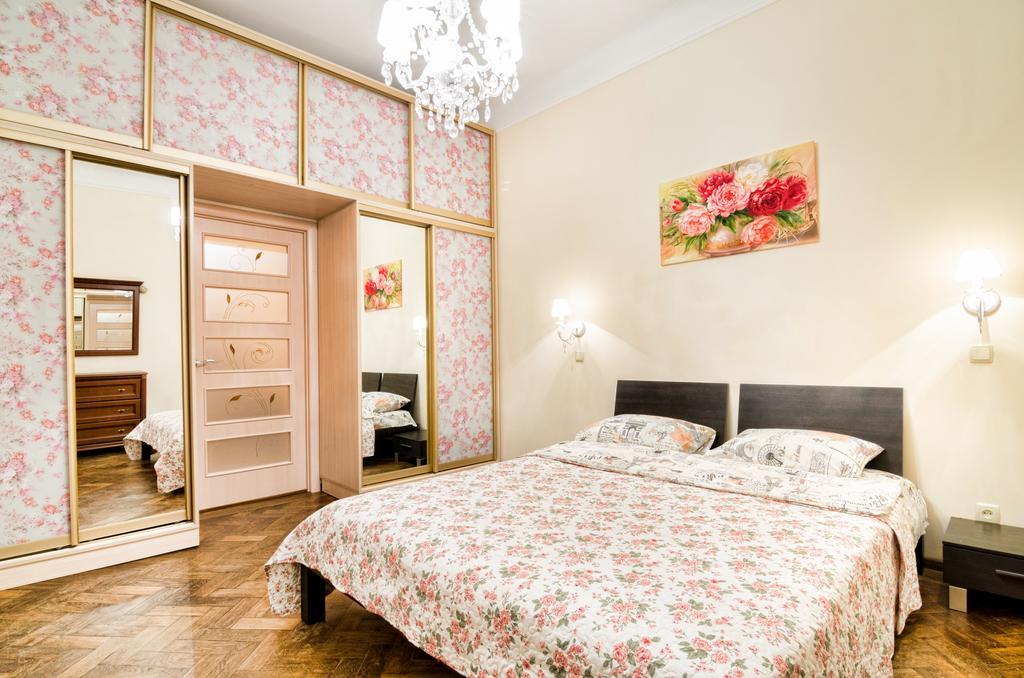 Flower Apartment. Central Location. Lviv Exterior foto